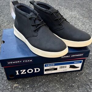Izod Men's Black and Cream Chukka Boots Sz 9